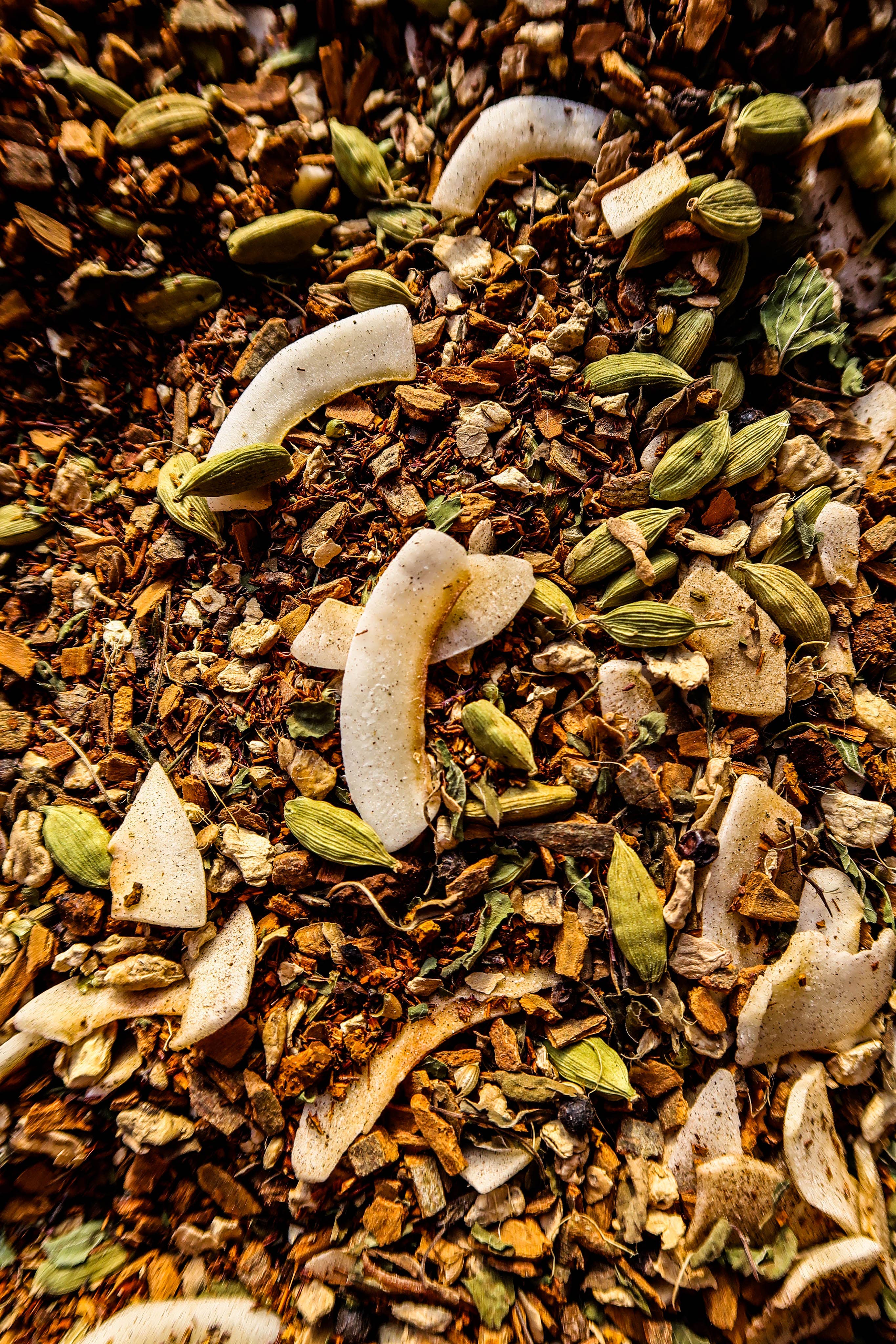 Lake & Oak Spiced Coconut Chai - Superfood Tea Blend